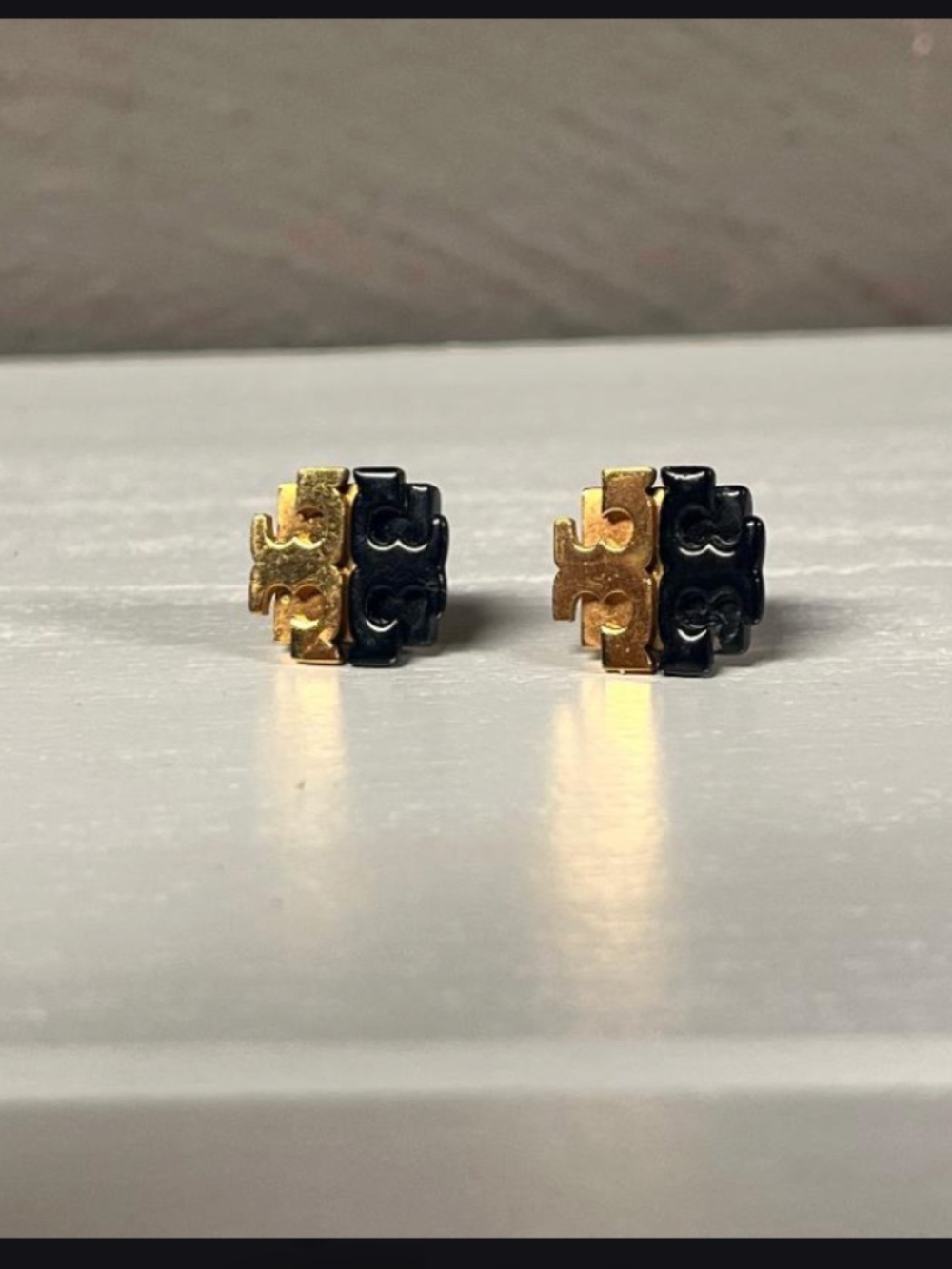 tory burch black and gold earrings